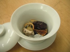 材料の8割が山口のものという八宝茶です。