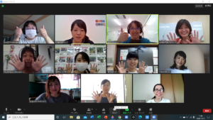 講師、受講者あわせて11名のオンライン上での集合写真